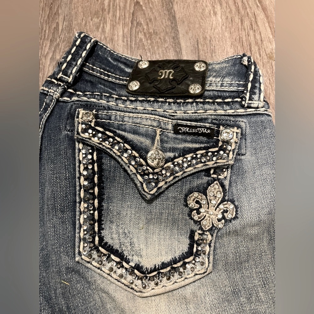 Women’s Miss Me Jeans Size 27